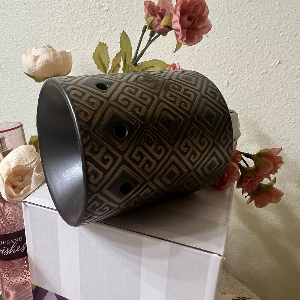 Scentsy & BBW Bundle) $72 - Picture 5 of 7